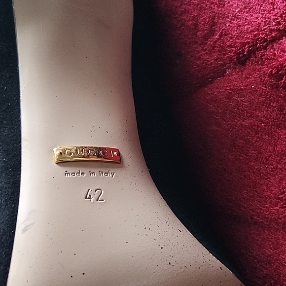 Shoes - Picture 8 of 9